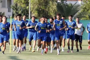 ΦΩΤΟΡΕΠΟΡΤΑΖ/Η πρώτη του... νέου ΑΠΟΕΛ