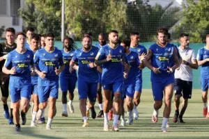 ΦΩΤΟΡΕΠΟΡΤΑΖ/Η πρώτη του... νέου ΑΠΟΕΛ