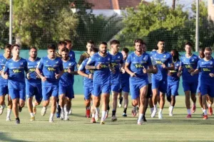 ΦΩΤΟΡΕΠΟΡΤΑΖ/Η πρώτη του... νέου ΑΠΟΕΛ
