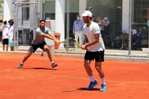 Σάρωσαν τους τίτλους οι κύπριοι αντισφαιριστές