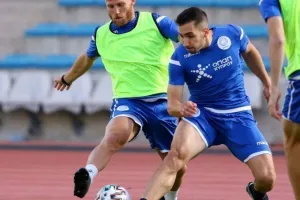 (ΦΩΤΟΣ) Μέσα Κατσαντώνης - Έκτορας Κυπριανού/ ΕΚΤΟΣ ο Λαΐφης (Η αποστολή της Εθνικής) 