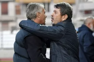 Έτοιμος να αναλάβει ο Πετράκης