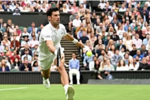 Με ανατροπή στον 2ο γύρο του Wimbledon ο Τζόκοβιτς