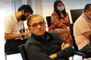 Ελπίζει... ο Ντίμης 