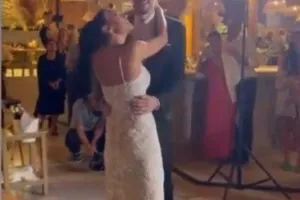 Το πήρε... το κορίτσι! (Φώτος)