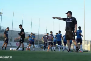 Η δουλειά... στο "Κολόσσι" (Φώτος)