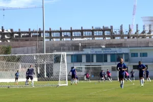 (ΒΙΝΤΕΟ) Προπόνηση με... θέα την "Limassol Arena"!