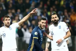Ο Ολυμπιακός ξαναχτίζει ελληνική άμυνα