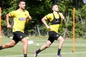 ΑΕΚ: Ατομικό για Σβάρνα, Σαμπανάτζοβιτς και Χατζηεμμανουήλ