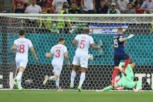 Έκανε το ΜΠΑΜ η Ελβετία, πέταξε έξω τους Γάλλους!! 