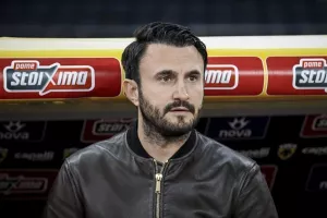 Ο Καρυπίδης αποκάλυψε το «μότο» των νέων διαρκείας