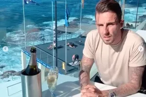 Κρασάκι με θέα ο Ματ (βίντεο)