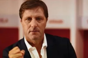 Το κάλεσμα του Μαρτίνς στα ελληνικά για τον κόσμο του Ολυμπιακού
