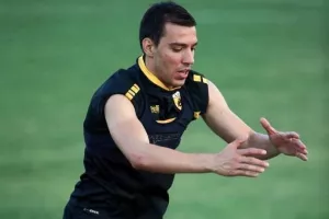 Η "απάντηση" του Μίλος στην Ανόρθωση