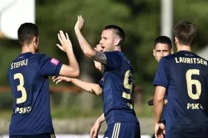 4/4 η Zagreb-Με 32 στην προετοιμασία!