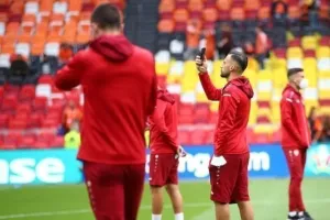 "Τρίσκο" κόντρα στους Ολλανδούς