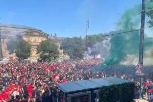 ΦΩΤΟΣ/Το πραγματικό ποδόσφαιρο, 15 μήνες μετά!