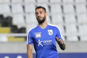 Κάστανος/Ραφαέλλα 