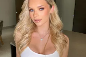 ΦΩΤΟΣ/Οι «καυτές» WAGs του Euro 2020