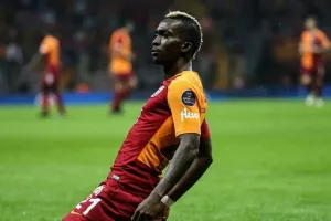 Ολυμπιακός: Συζητά για Ονιεκούρου, ξεκαθαρίζει για Λίνκολν