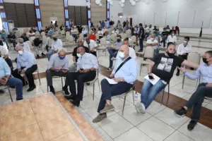 Με αρκετό κόσμο η Γενική Συνέλευση του ΑΠΟΕΛ (ΦΩΤΟΣ)