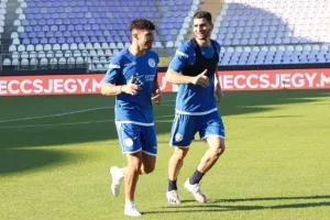 Τον ψήνει;