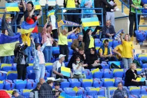 Υπέκυψε με δέκα στην ανωτερότητα των Ουκρανών (φώτος)