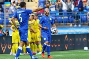 Υπέκυψε με δέκα στην ανωτερότητα των Ουκρανών (φώτος)