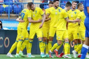 Υπέκυψε με δέκα στην ανωτερότητα των Ουκρανών (φώτος)