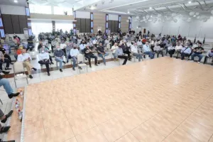 Με αρκετό κόσμο η Γενική Συνέλευση του ΑΠΟΕΛ (ΦΩΤΟΣ)
