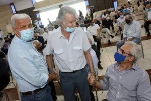 Με αρκετό κόσμο η Γενική Συνέλευση του ΑΠΟΕΛ (ΦΩΤΟΣ)