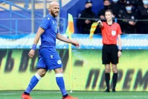 Υπέκυψε με δέκα στην ανωτερότητα των Ουκρανών (φώτος)