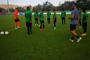 Το "γύρισε" ο Ολυμπιακός με Γκουστάβο και ομορφιά... Σάλι!