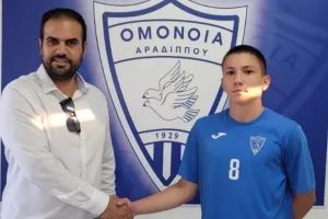 Επαγγελματικό συμβόλαιο στον Ιβάνοφ
