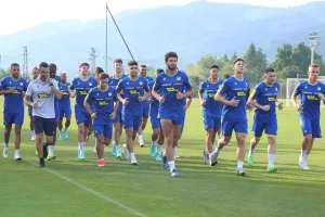 Φώτος ΑΠΟΕΛ/Δουλειά στο Πράβετς