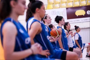 Προετοιμασία με προβλήματα για την Εθνική Γυναικών