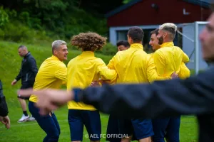 ΑΕΛίστικα ΚΛΙΚΣ γεμάτα χαμόγελα