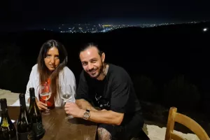 Στάθης/ Έξοδος με εκλεκτή παρέα και... "46'! (Φώτος)