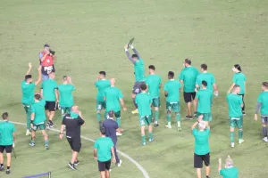 Ψηλά... η "πράσινη" Ασπίδα! (βίντεο/φώτος)