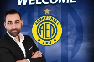 Συμφωνία με Πέτρο Γούλα