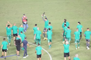 Ψηλά... η "πράσινη" Ασπίδα! (βίντεο/φώτος)