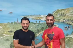 Αχυρώνας/Ανακοίνωση για τέσσερις