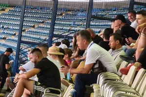 ΦΩΤΟΡΕΠΟΡΤΑΖ από τις κερκίδες του Τσιρείου