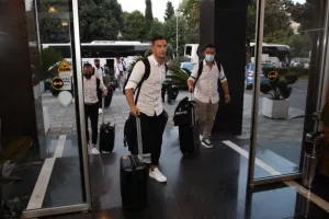 Στο νήμα... Μπάμπιτς