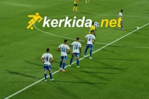Η φουλ επιθετική διάταξη του Απόλλωνα στην σέντρα!