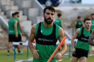 Φώτος/Προπόνηση με Iyayi