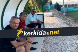 Υπό το βλέμμα Παπασταύρου - Γρηγόρη