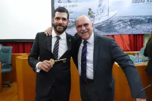 ΦΕΡΕ το μετάλλιο!