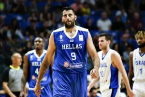 ΕΣΑΚΕ για Μπουρούση: «Ευχαριστούμε για τις όμορφες στιγμές και τις συγκινήσεις»