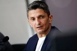 Λουτσέσκου: «Πρέπει να δούμε τους δύο αγώνες ως τελικούς»